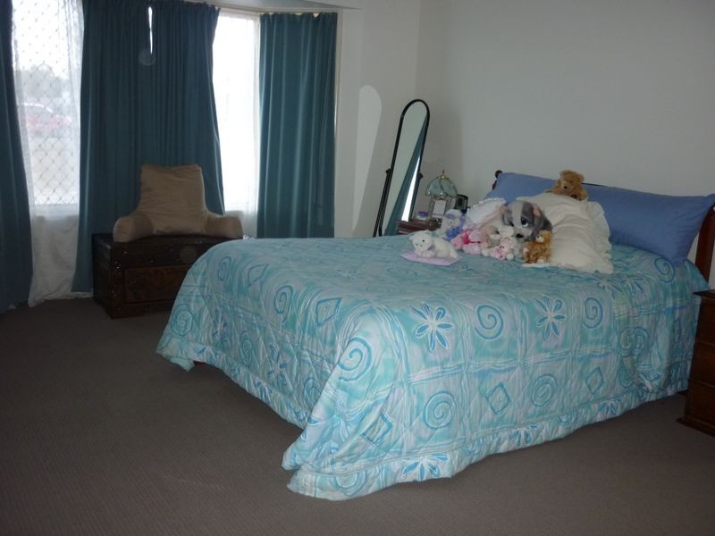 13 Albert Street, Upper Caboolture QLD 4510