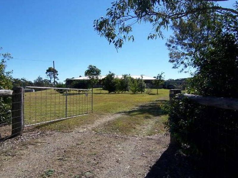 33 Pedwell Rd, Mount Mee QLD 4521