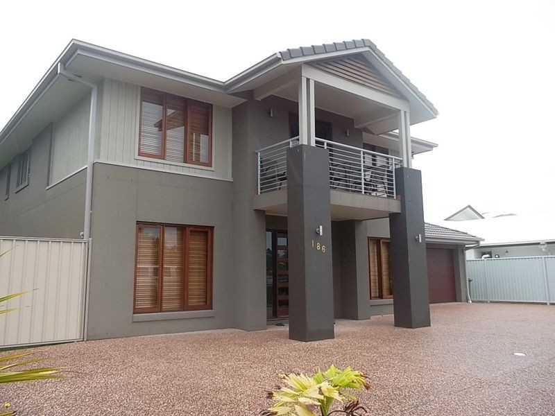 186 Marina Boulevard, Banksia Beach QLD 4507