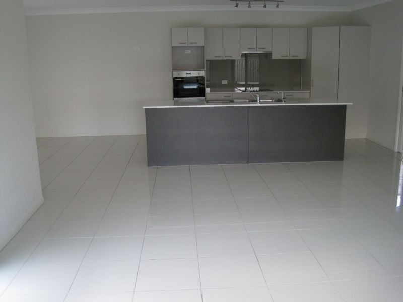 14 Gleeson Street, North Lakes QLD 4509