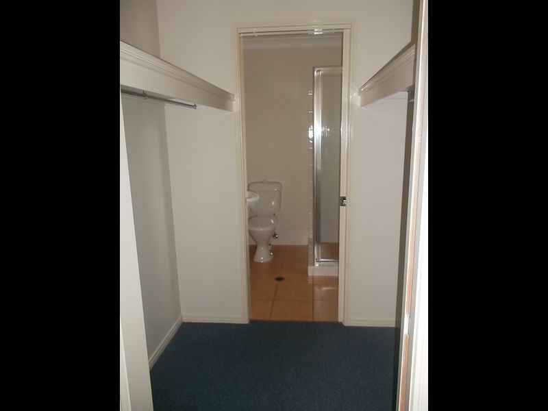 10 Riverbend Crescent, Morayfield QLD 4506