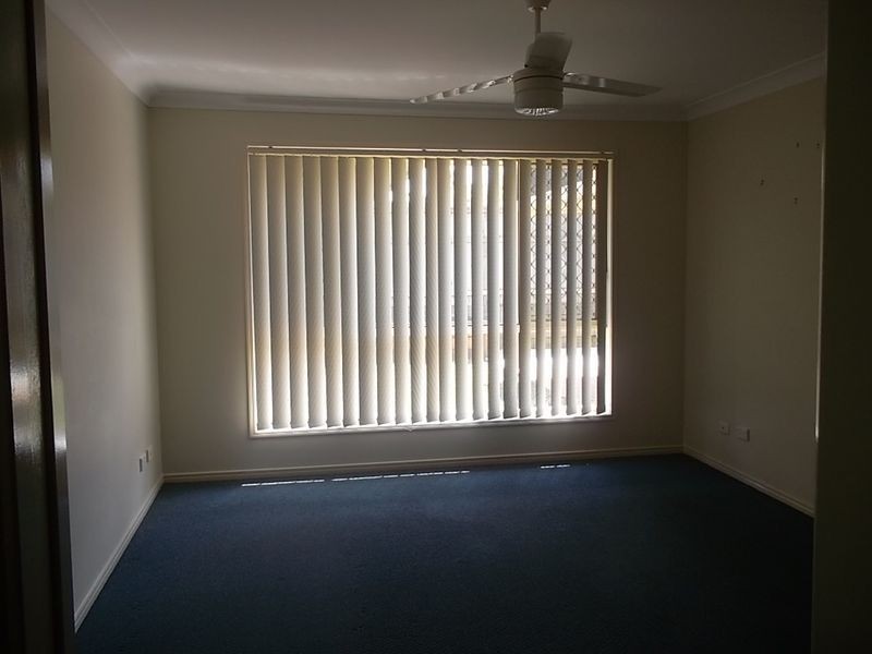 10 Riverbend Crescent, Morayfield QLD 4506