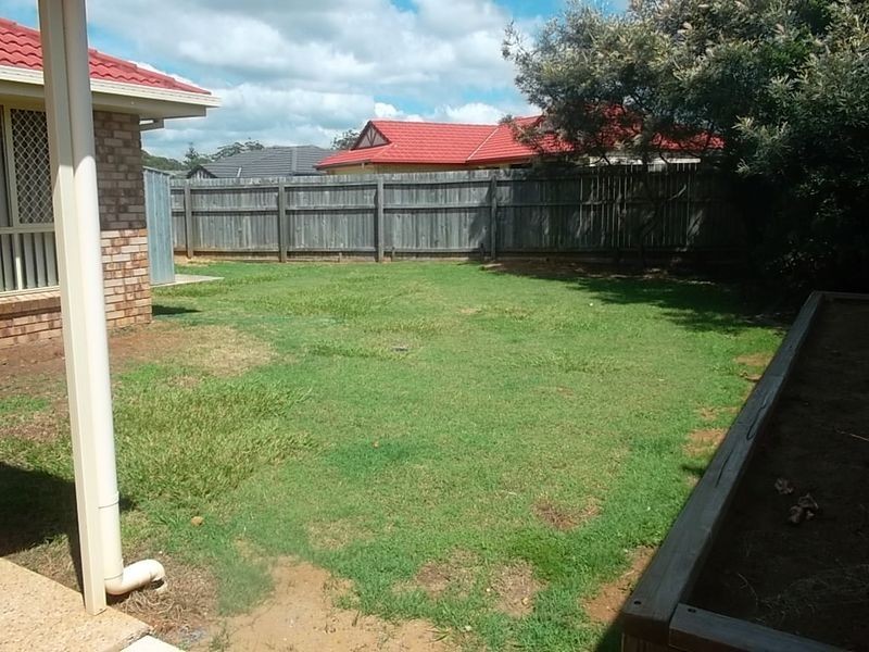 10 Riverbend Crescent, Morayfield QLD 4506