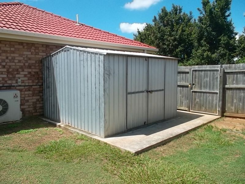 10 Riverbend Crescent, Morayfield QLD 4506