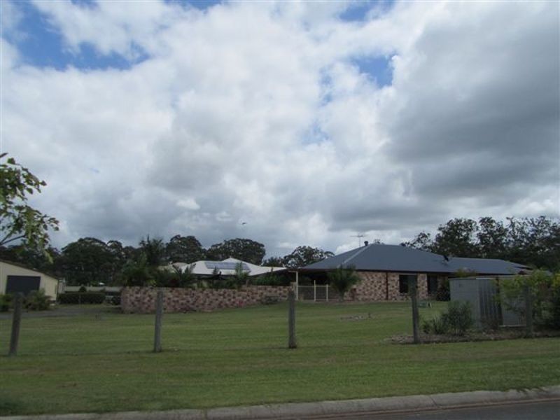 43 Three Ponds Pl, Elimbah QLD 4516