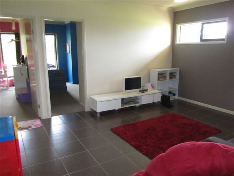 43 Three Ponds Pl, Elimbah QLD 4516