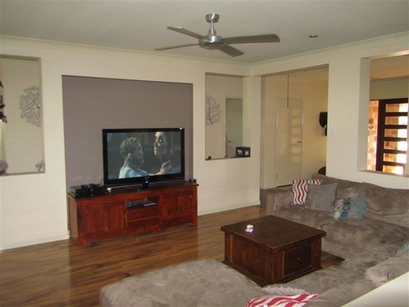 43 Three Ponds Pl, Elimbah QLD 4516