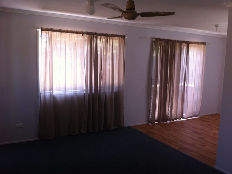 23 Dunvegan Dr, Morayfield QLD 4506