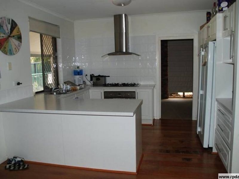 31 Conifer Street, Morayfield QLD 4506