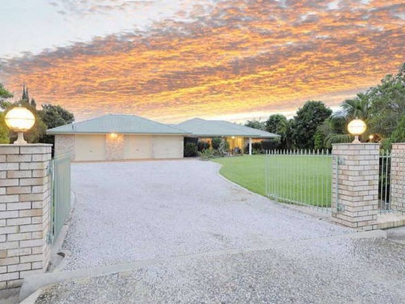 85 Morris Rd, Elimbah QLD 4516