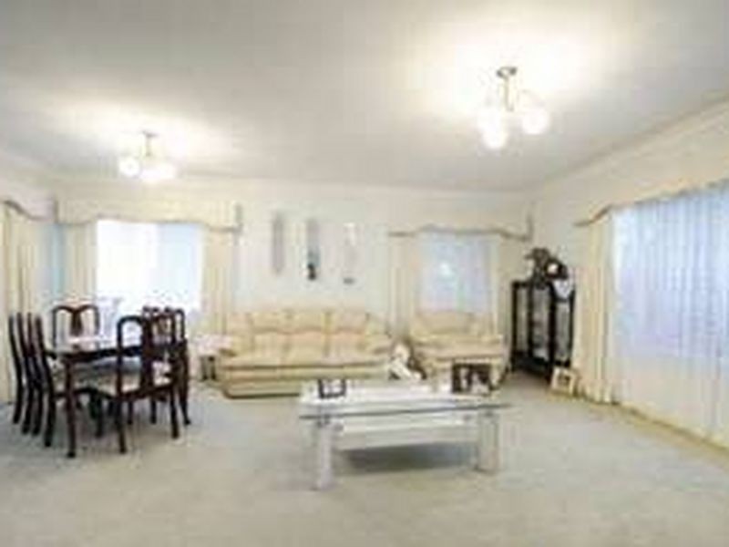 85 Morris Rd, Elimbah QLD 4516