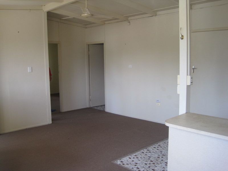 1/18 Francis, Caboolture QLD 4510