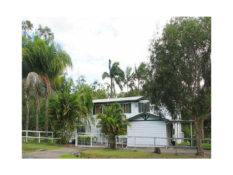 297 Petersen Rd, Morayfield QLD 4506