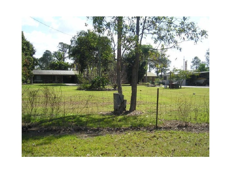 132 Pumicestone Road, Caboolture QLD 4510