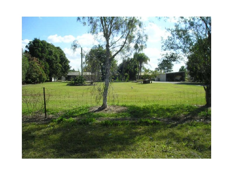 132 Pumicestone Road, Caboolture QLD 4510