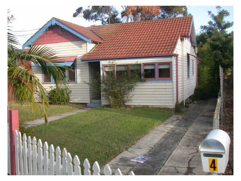 2 Anslem St, Strathfield South NSW 2136