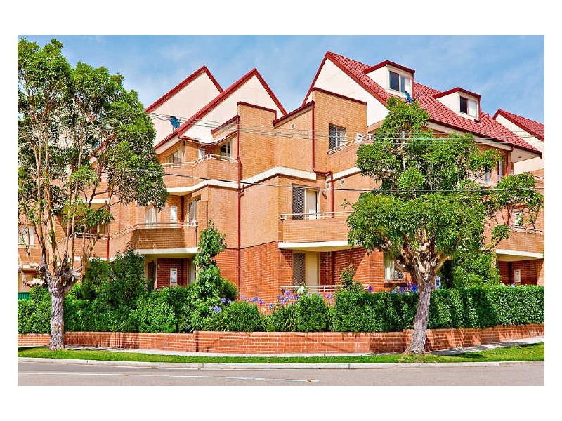 42 Hampstead Rd, Homebush West NSW 2140