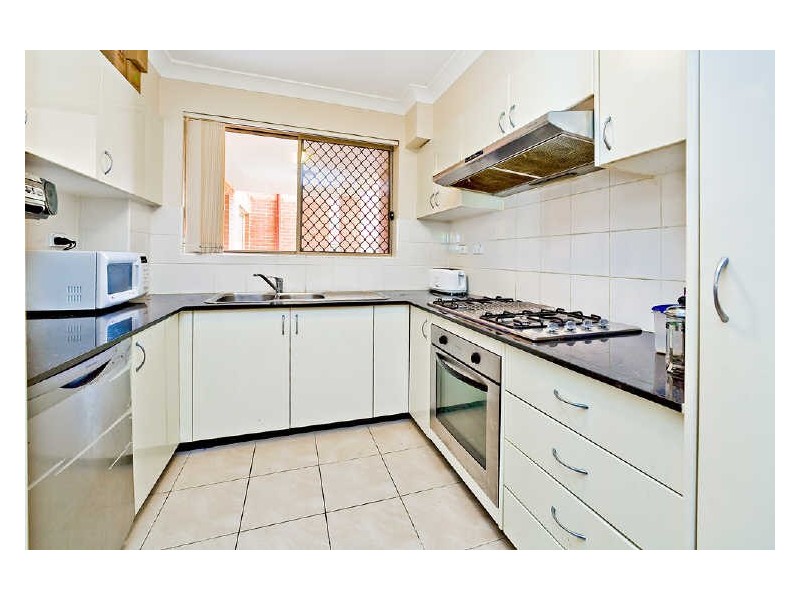 42 Hampstead Rd, Homebush West NSW 2140
