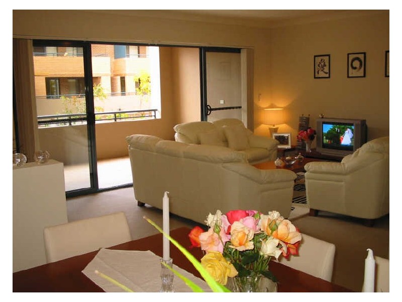 2A Hamilton Street East, North Strathfield NSW 2137