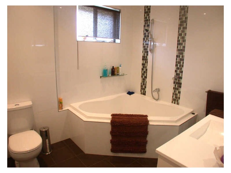 43 Brighton Av, Croydon Park NSW 2133