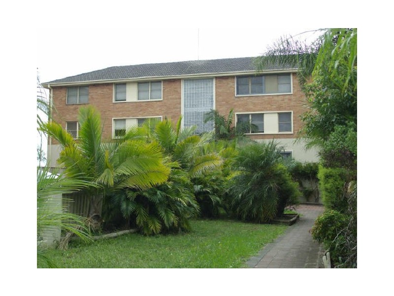 21-23 Marlene Crescent, Greenacre NSW 2190