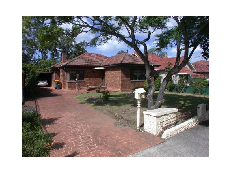 6 Boden Ave, Strathfield NSW 2135