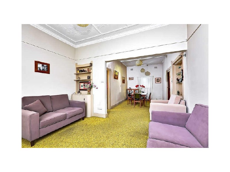 4 Kessell Av, Homebush West NSW 2140