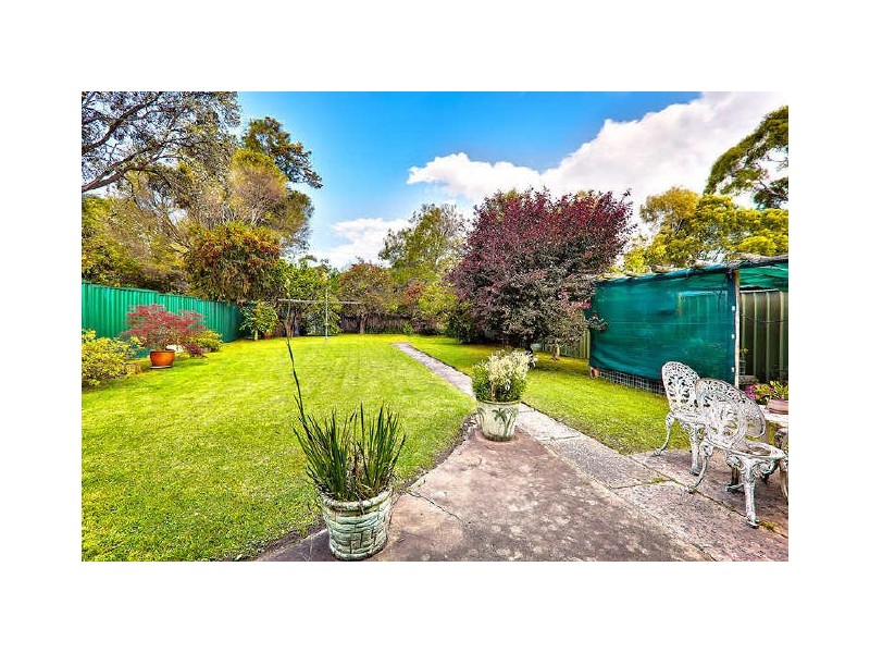 4 Kessell Av, Homebush West NSW 2140