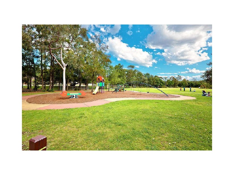 4 Kessell Av, Homebush West NSW 2140