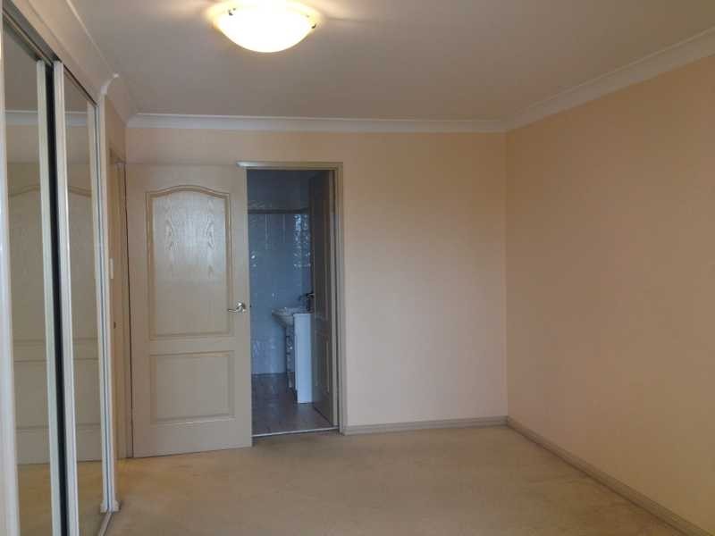 31-33 Gordon St, Burwood NSW 2134