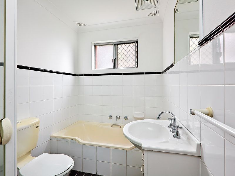 3 Hugh St, Belmore NSW 2192