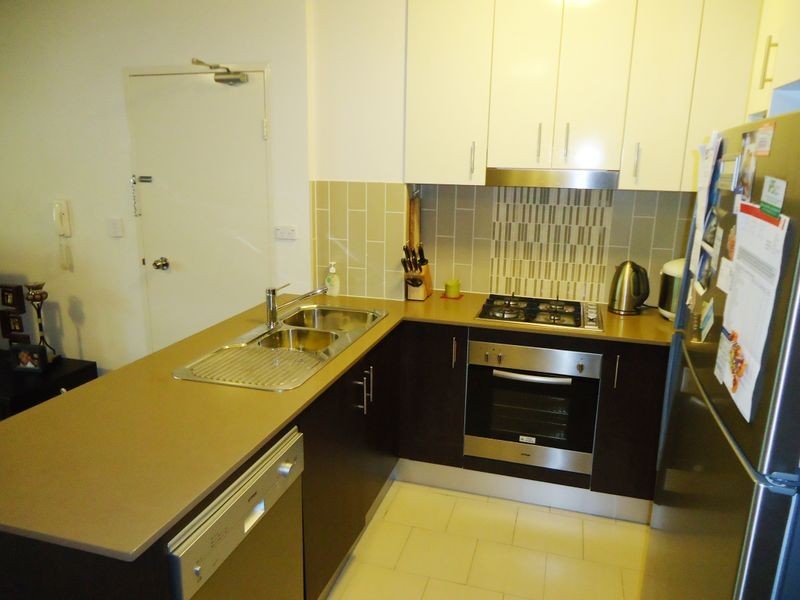 8/11-19 Mandemar Ave, Homebush West NSW 2140