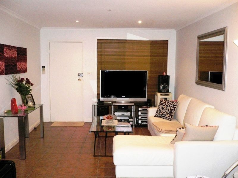 2/23 Ron Scott Circuit, Greenacre NSW 2190