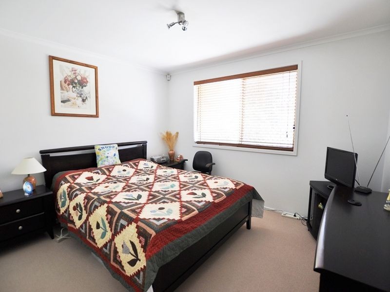 2/23 Ron Scott Circuit, Greenacre NSW 2190