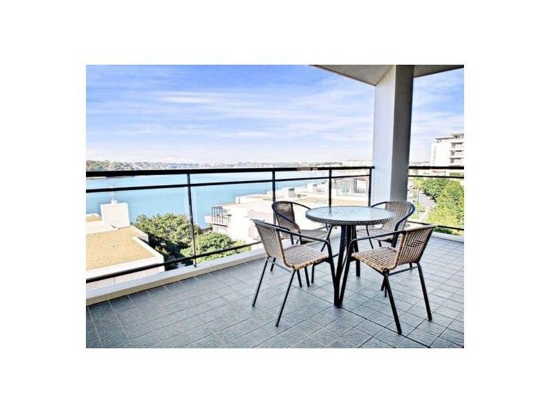 1 Bayside Terrace, Cabarita NSW 2137
