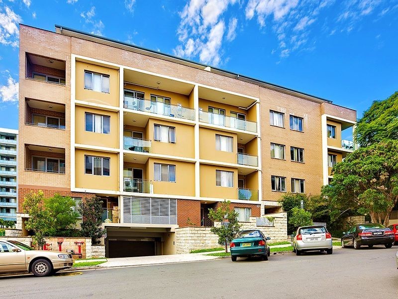 1 Hilts Rd, Strathfield NSW 2135