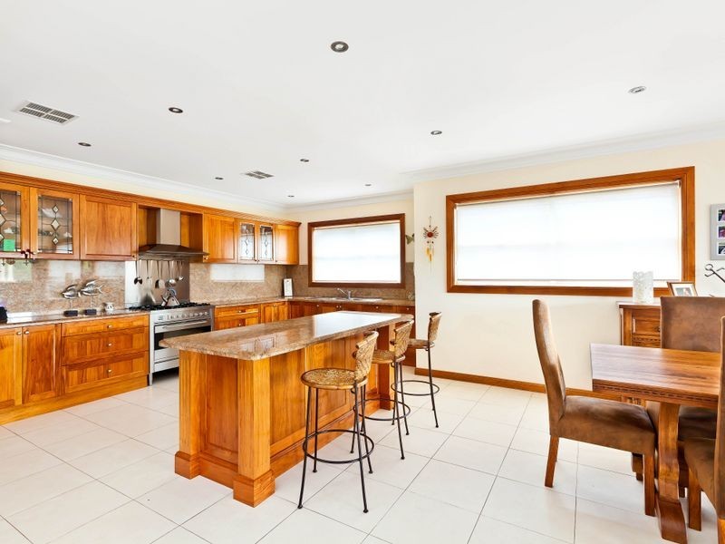 79 Clarke St South, Peakhurst NSW 2210