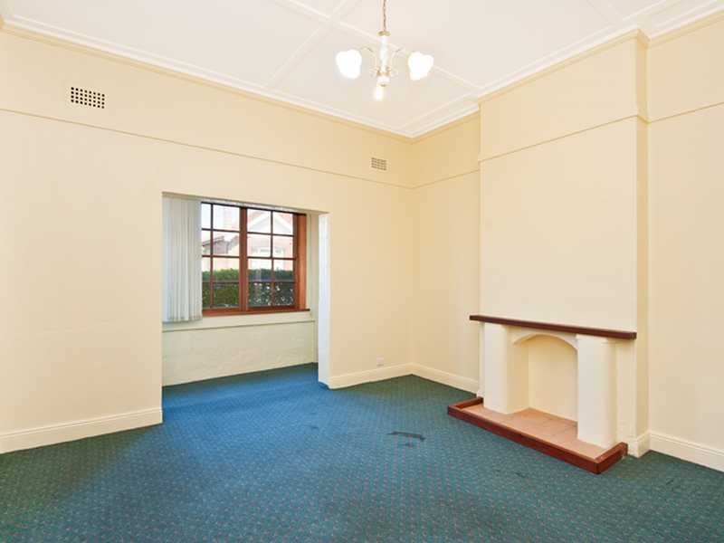 11 Gordon Street, Burwood NSW 2134