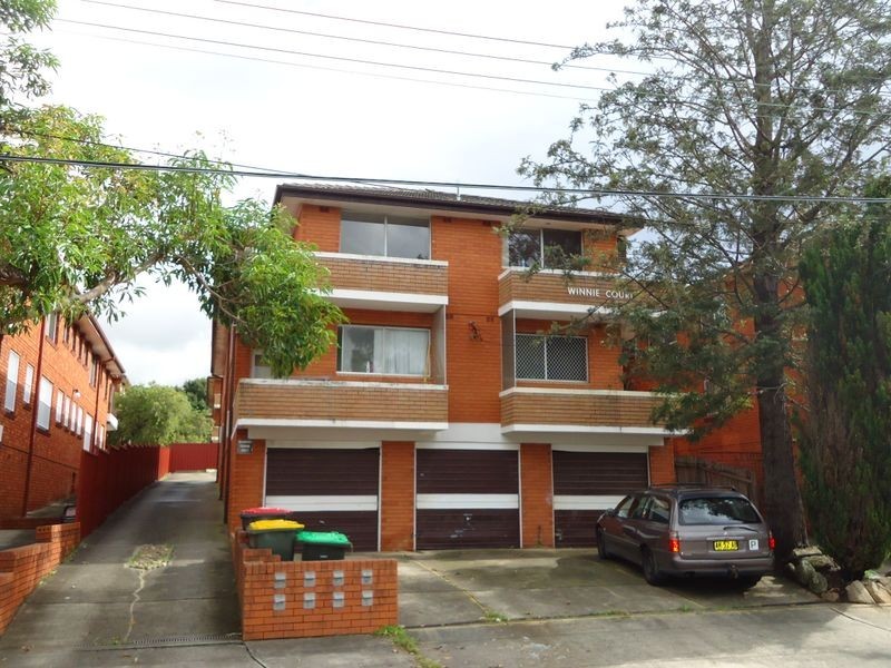 18 Colin St, Lakemba NSW 2195