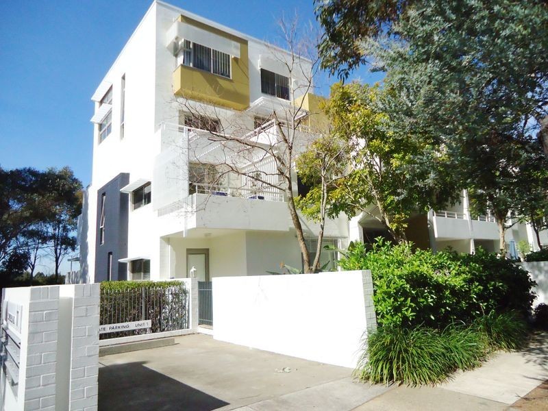 11 Blaxland Road, Newington NSW 2127