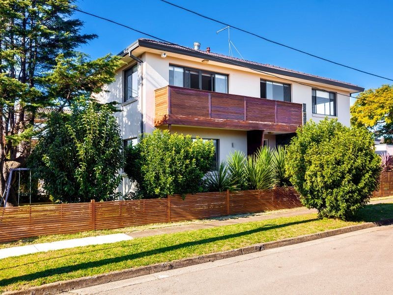32 Brays Road, Concord NSW 2137
