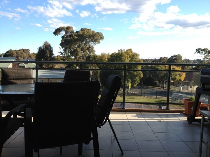 2 Amy St, Regents Park NSW 2143