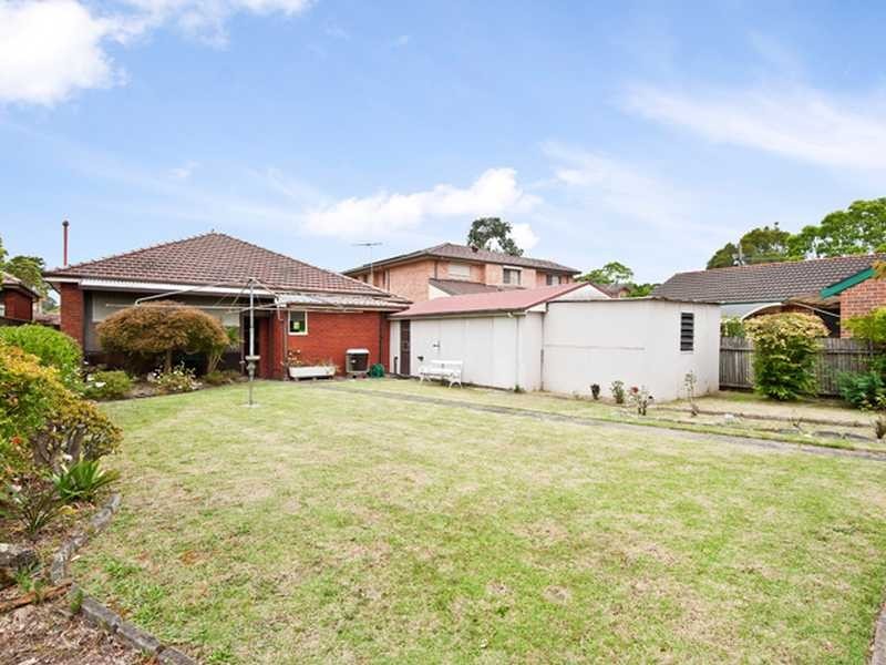 31 Boden Avenue, Strathfield NSW 2135