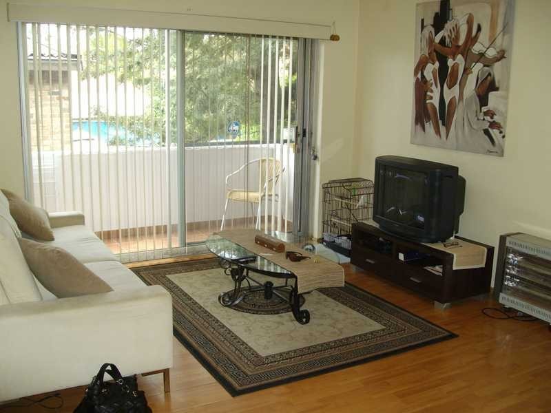 4 Mooney Street, Strathfield South NSW 2136