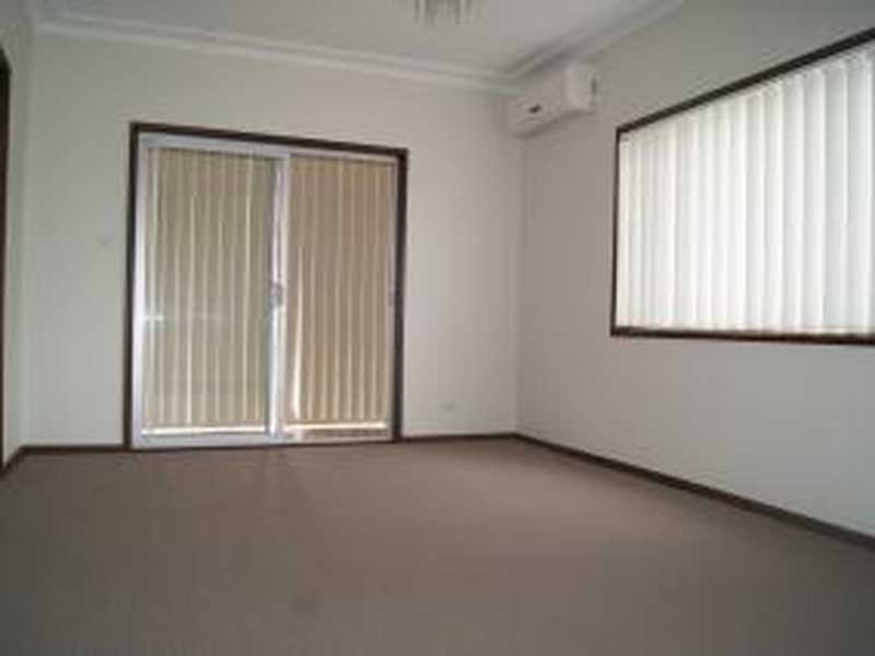 18 Rose St, Croydon Park NSW 2133