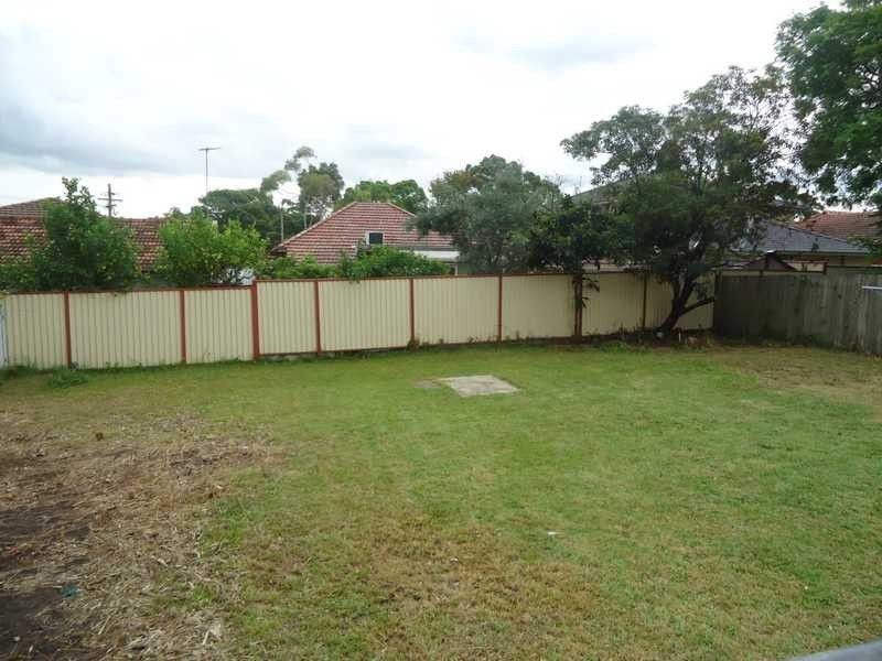 25 Amaroo Ave, Strathfield NSW 2135