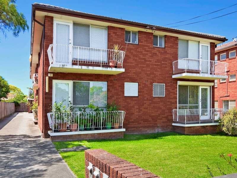 12 Mooney Street, Strathfield South NSW 2136