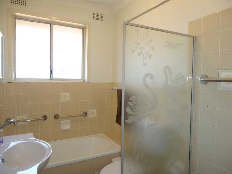 37 Henley Road, Homebush West NSW 2140