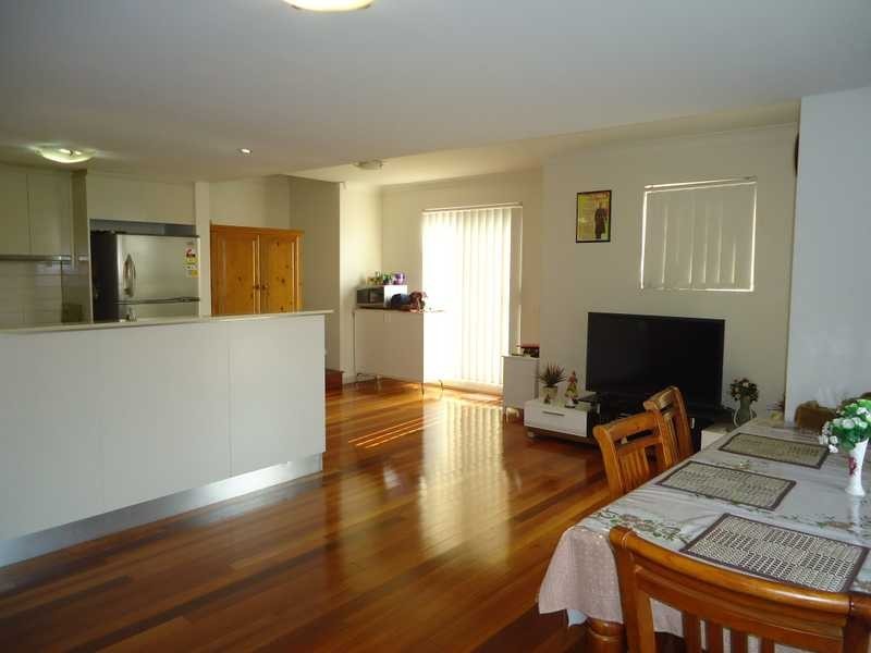 9-10 The Crescent, Homebush NSW 2140