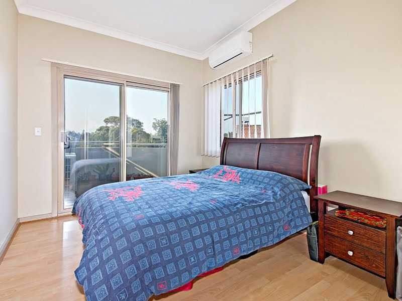 197 Woodville Rd, Merrylands NSW 2160